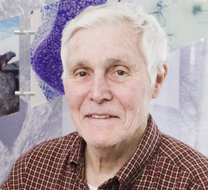 Professor of microbiology and a founding member of the University’s Institute for Genomic Biology, Carl Woese was a giant among scientists. Best known for his discovery of Archaea, a third domain of life, his wider work and theories have transformed scientific thinking about the very origins of life and the nature of evolution.