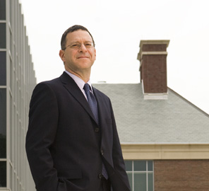 Harris Lewin has been elected to the National Academy of Sciences (NAS). Lewin, an emeritus faculty member in the Department of Animal Sciences and founding director of the Institute for Genomic Biology (IGB), was recognized for research he conducted during his 27 years at the University of Illinois.