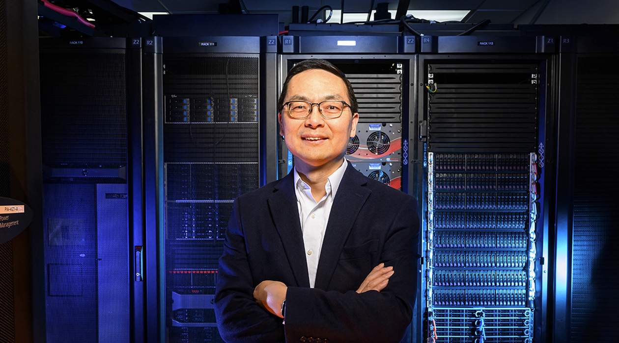 The NSF Molecule Maker Lab Institute is developing advanced artificial intelligence tools and pairing them with automated molecule-building systems to speed discovery and development of drugs, catalysts and materials, said director Huimin Zhao, an Illinois professor of chemical and biomolecular engineering. Photo by Fred Zwicky