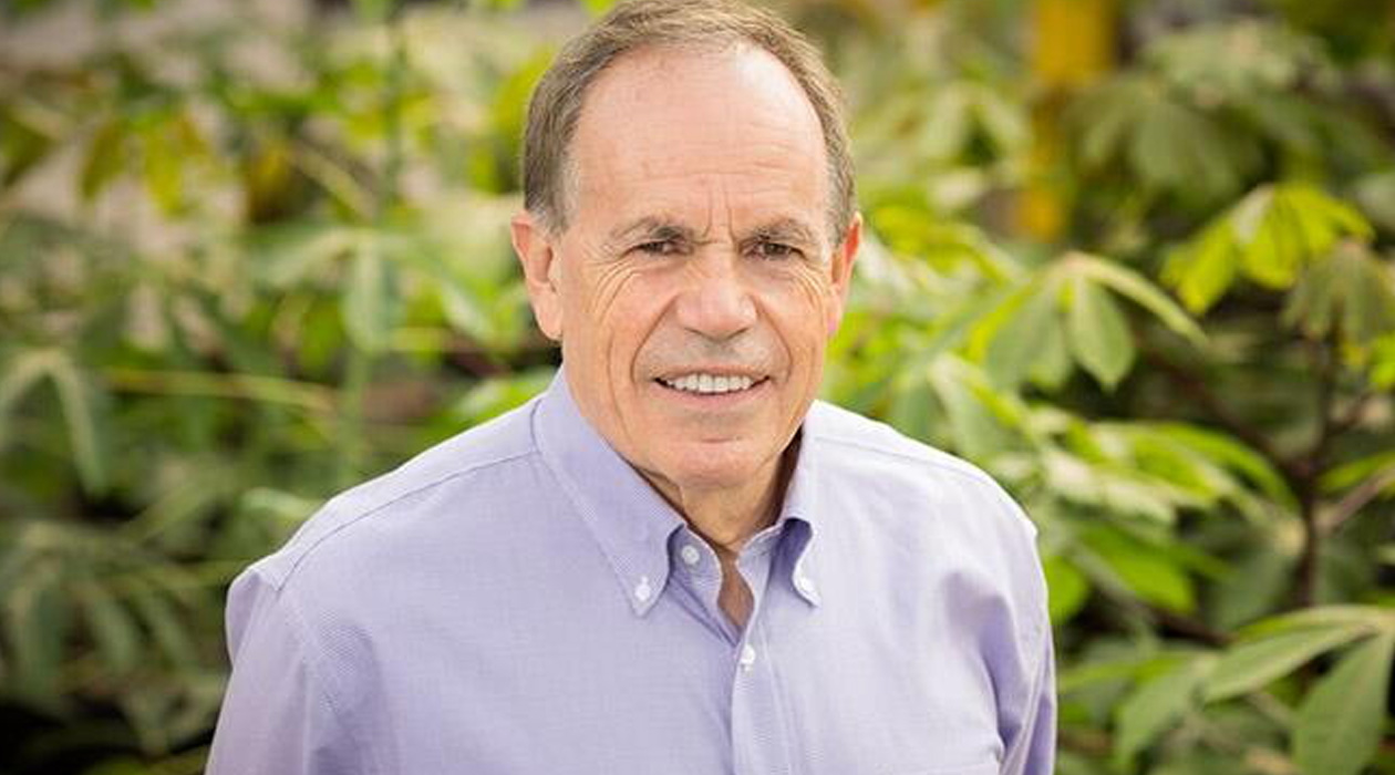 Stephen Long 