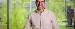 U. of I. psychology professor Brent Roberts, pictured, and his co-author, University of Toronto psychology professor Michael Inzlicht, argue that psychological science sometimes overemphasizes the role of willpower in human success and well-being. The personality trait “conscientiousness” is a better predictor of success, they write in a new review.  Photo by Fred Zwicky