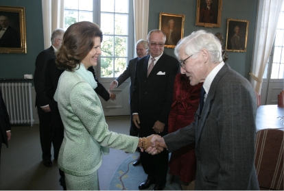 Carl Woese, Queen of Sweden