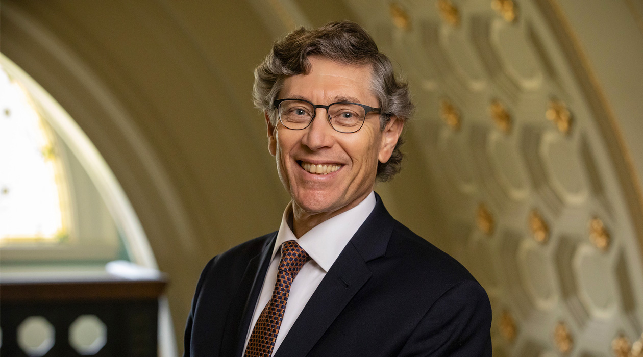 Gene E. Robinson as the new Executive Director and CEO of the Discovery Partners Institute (DPI).