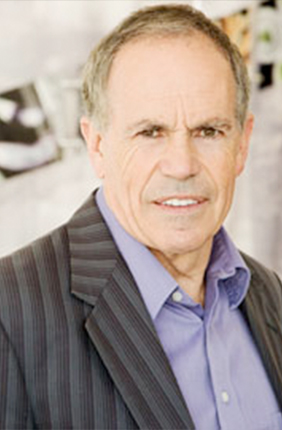 Plant biology professor and IGB faculty member Stephen Long leads an initiative to turn sugarcane into a more productive, cold-tolerant, oil-rich crop.