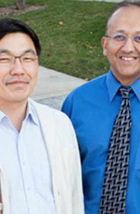 With the aid of a 3-D printer, Illinois researchers including IGB affiliate Rashid Bashir and IGB faculty Hyunjoon Kong have fashioned soft, quarter-inch-long biological robots out of gel-like material and rat heart cells. When the cells beat, the bio-bots take a step. 