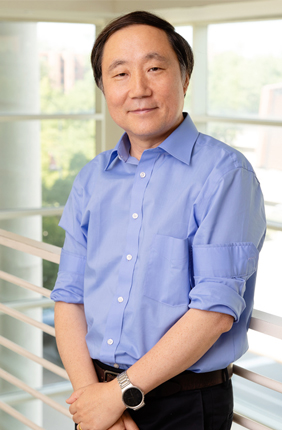 Chemistry professor Yi Lu led a team that developed a technique that allows DNAzymes to cut double-stranded DNA, enabling a wide range of genetic engineering applications.