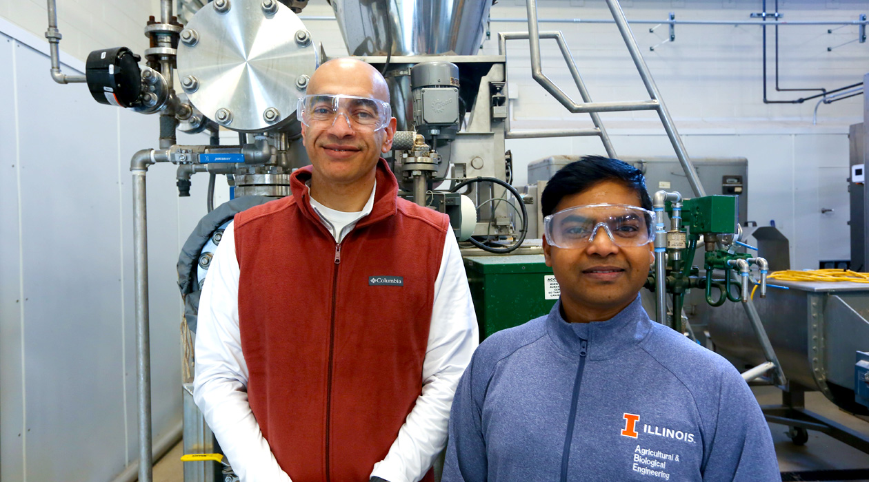 Postdoctoral research associate Tirath Raj (left) and Integrated Bioprocessing Research Laboratory Executive Director Vijay Singh (CAMBERS/PFS)