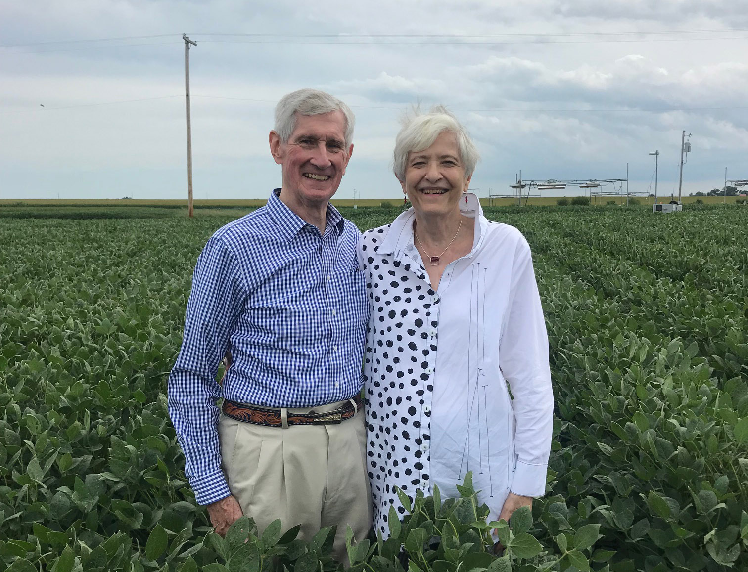 Robert and Kim Benziger at SoyFACE (Soybean Free Air Concentration Enrichment) during a 2019 tour of IGB research projects.