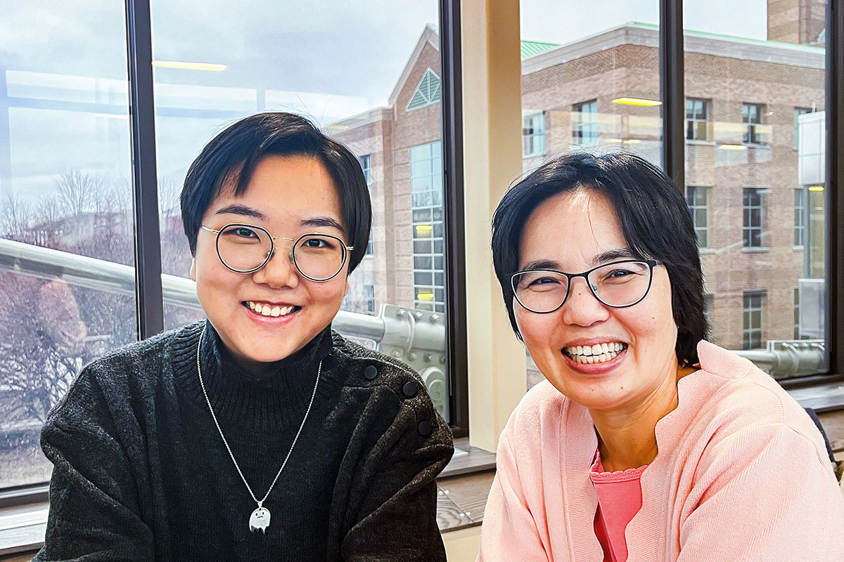 Graduate student Yuqing Mao, left, and professor Helen Nguyen.