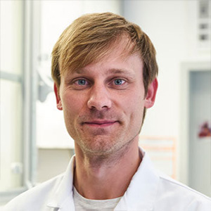 Dr. Florian Grimm