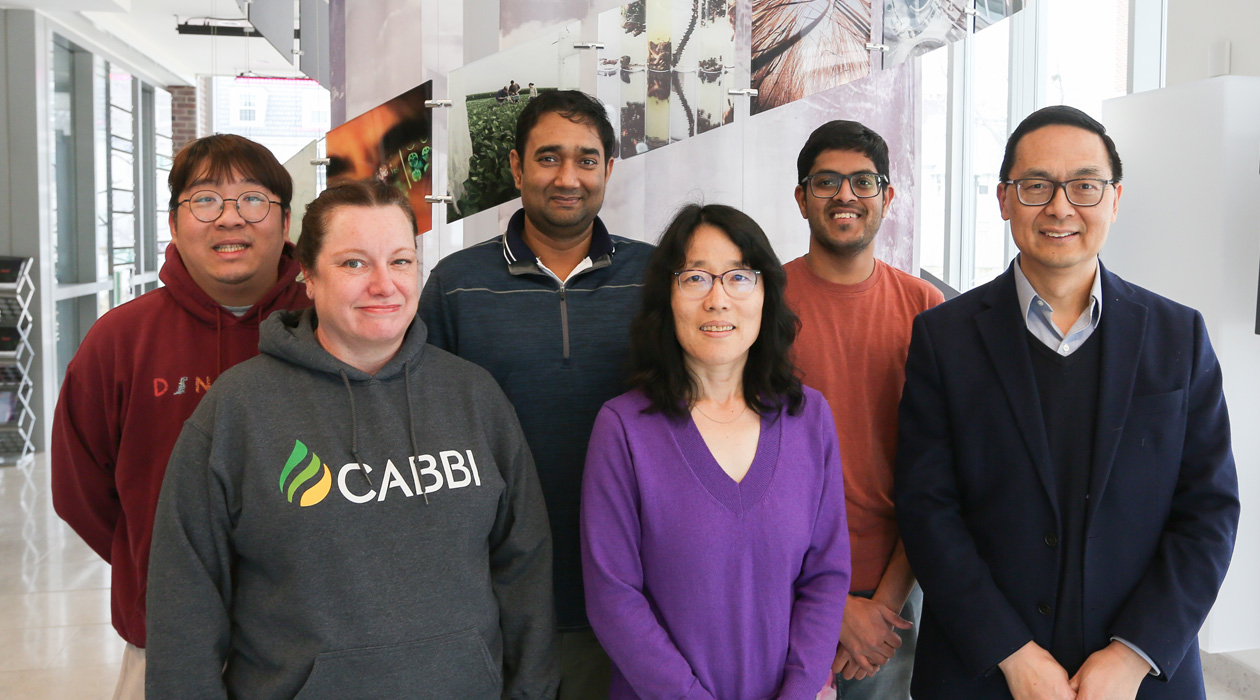 The research team included, back row, from left, Shih-I (Harry) Tan, Nilmani Singh, Aashutosh Boob, and front row, from left, Teresa Martin, Li-Qing Chen, and Huimin Zhao. / Julia Pollack