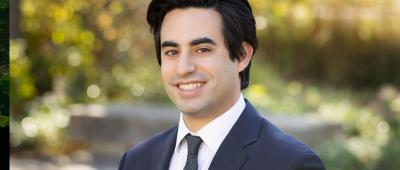 Drug labels required by the U.S. Food and Drug Administration are intended to guide the safe and effective use of prescription drugs, but the overzealous and hyperbolic claims of patent infringement by drug companies is tantamount to “patent gamesmanship” that could potentially limit access to affordable generic drugs, said Jacob S. Sherkow, a professor of law and of medicine at Illinois.