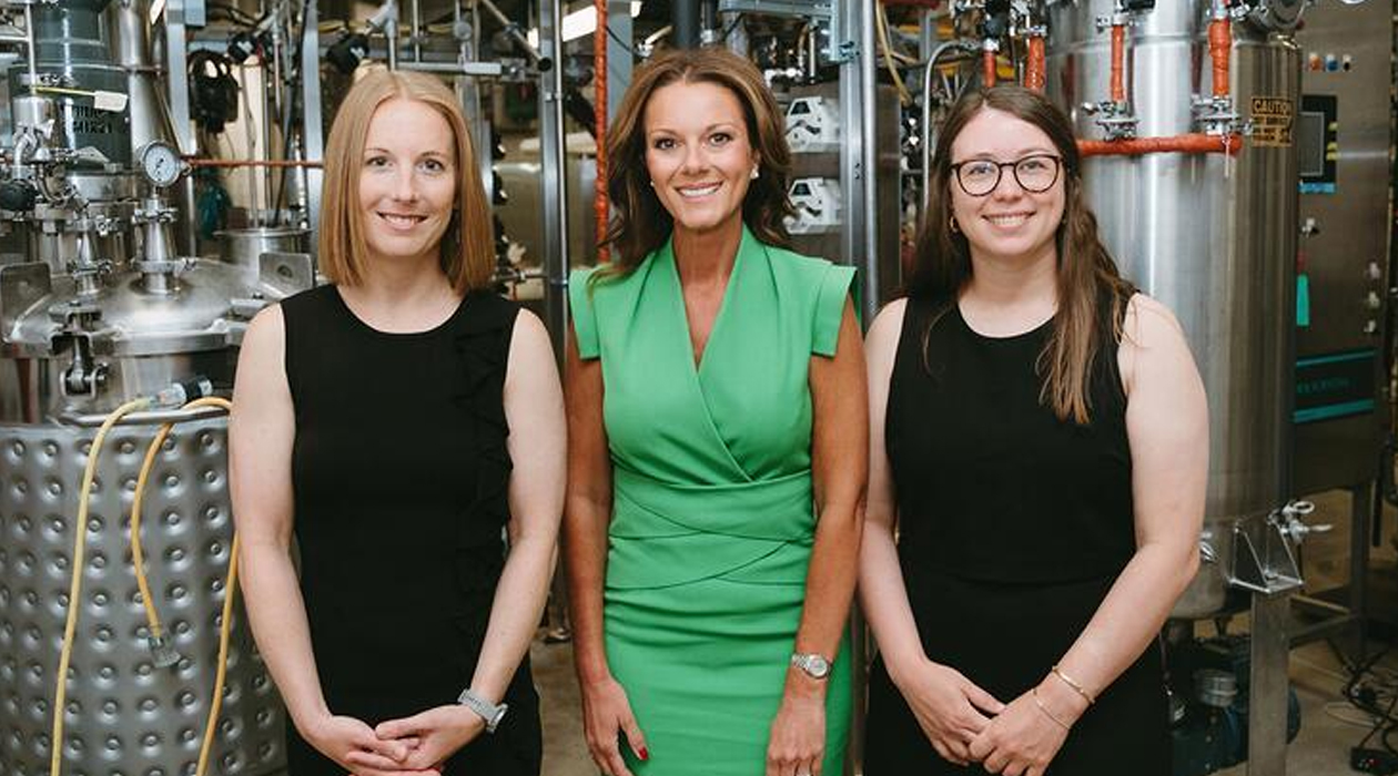 From left, Beth Conerty, Nicole Bateman, and Carly McCrory-McKay will help lead the iFAB Tech Hub to spur economic growth and job creation in Central Illinois through biomanufacturing and precision fermentation with approximately $51 million in support from the Economic Development Administration's Tech Hubs Program. Photo credit: Anna Longworth Photography 